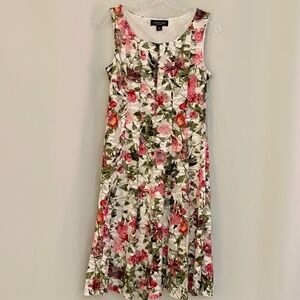 Perceptions Sleeveless Floral Dress